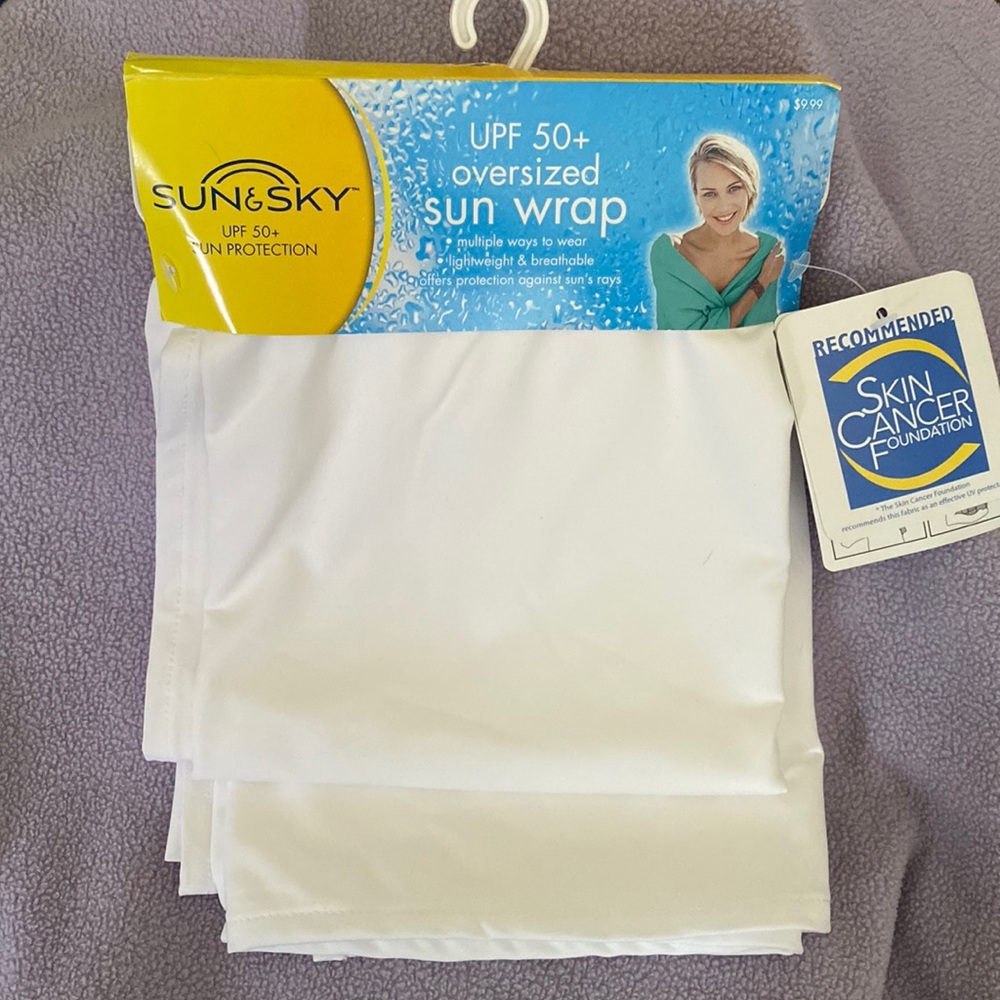 Sun & Sky Sun Wrap. UPF 50+ sun protection.